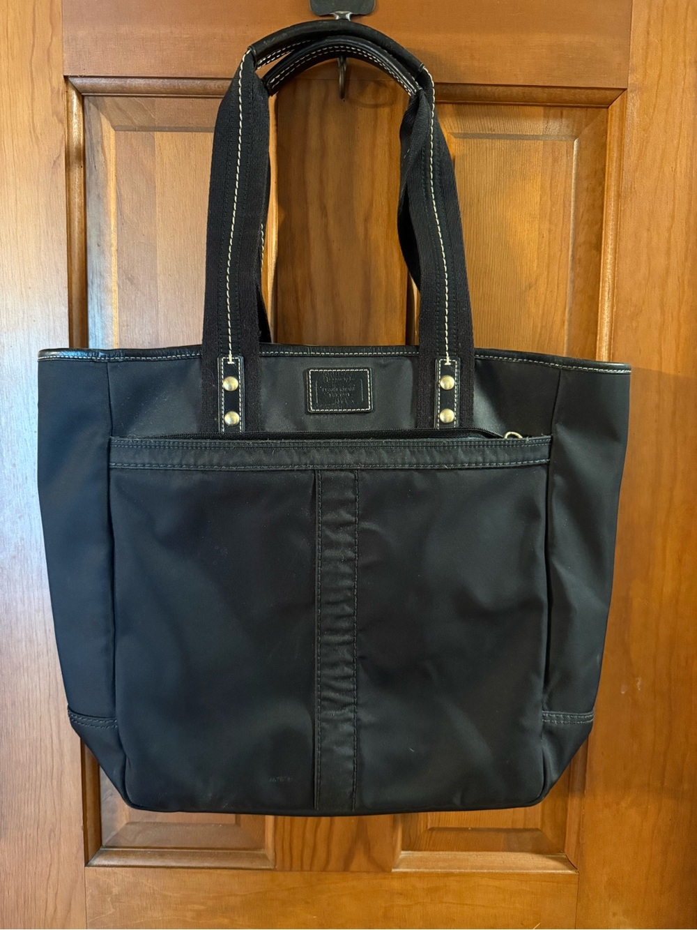 Black Women's Tote Bag - Classic Everyday Carry